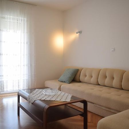 Apartment Mary Porat  Bagian luar foto