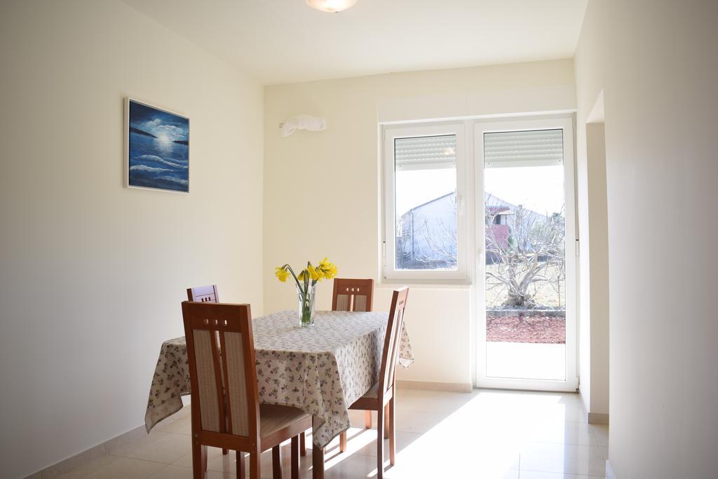 Apartment Mary Porat  Bagian luar foto